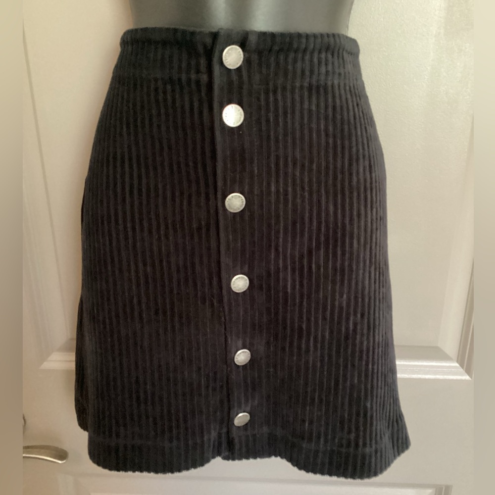 Z SUPPLY BLACK KNIT SKIRT SZ MED